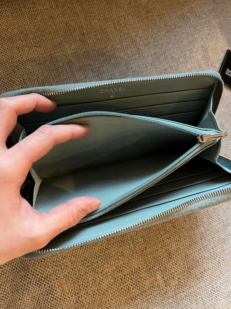 CHANEL キャビアスキン　キルティングレザー　長財布 ミントグリーン　30番