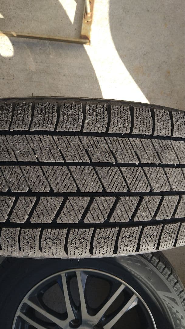 ブルーシェル　ブリジストンスタッドレスタイヤ