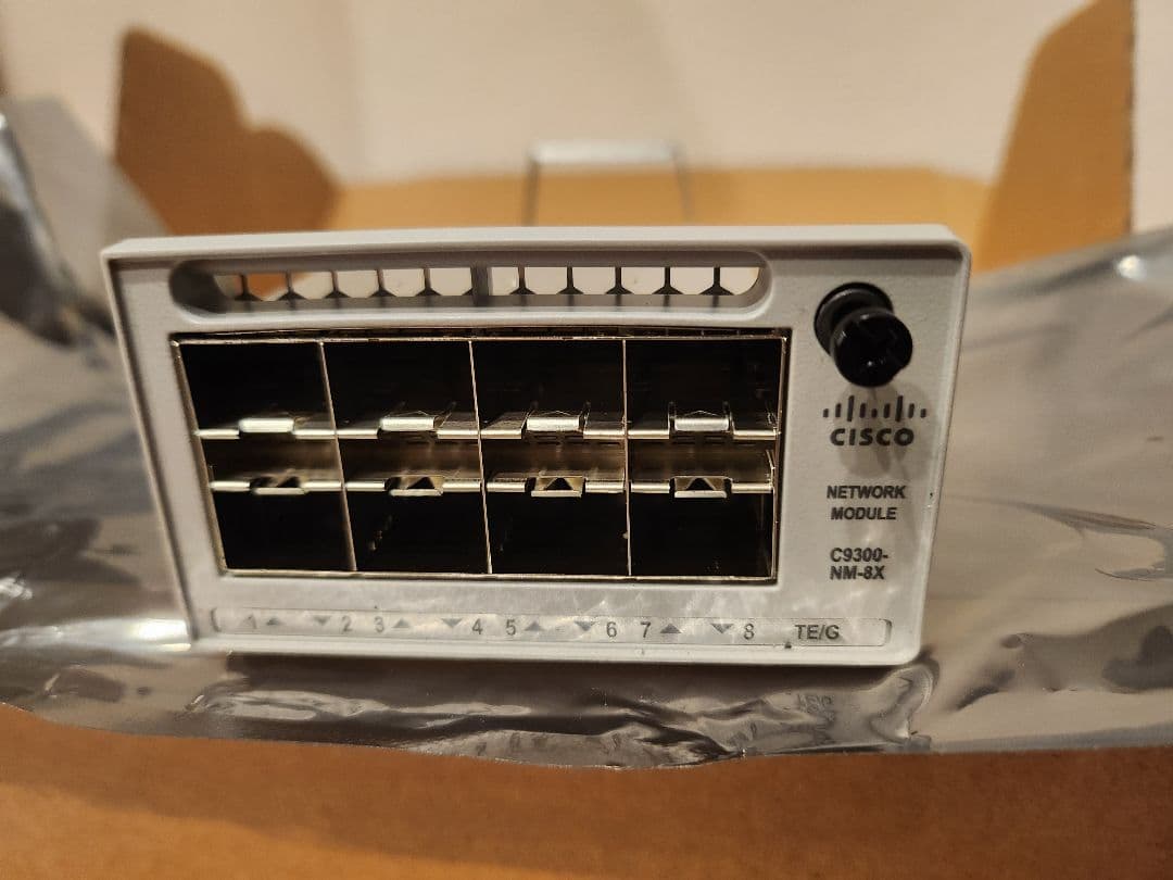 新品 Cisco C9300-NM-8X ネットワークモジュール