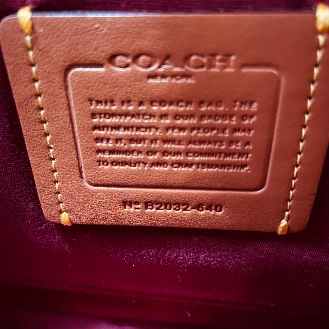 coach ショルダーバッグ カメラバッグ シグネチャー 白 斜め掛け