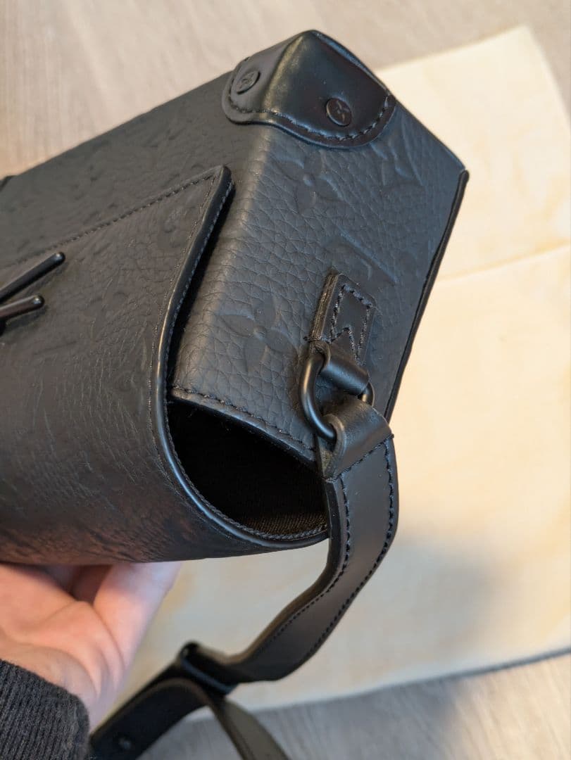 ルイヴィトン モノグラム・トリヨン スティーマー M81746 ショルダーバッグ