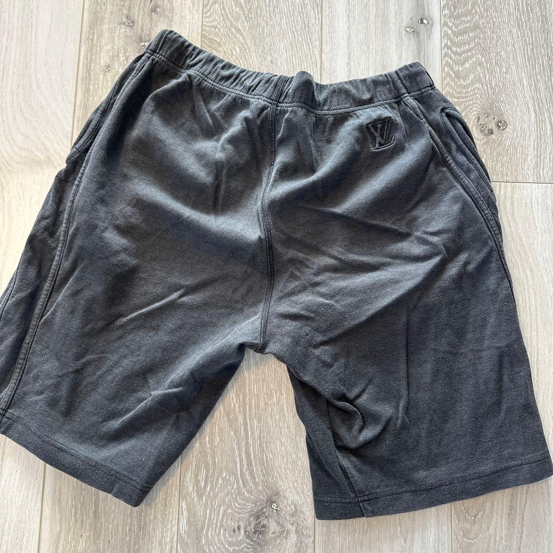 VUITTONダークグレー ショートパンツ⚠️訳あり