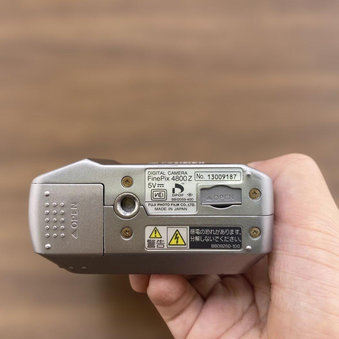 FUJIFILM 富士フイルム FINEPIX 4800Z Y-144