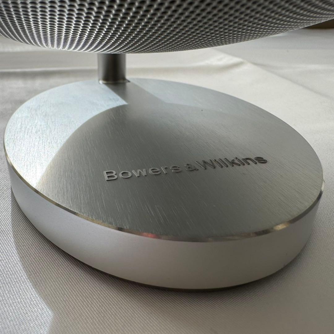 Bowers & Wilkins M-1 ホワイト
