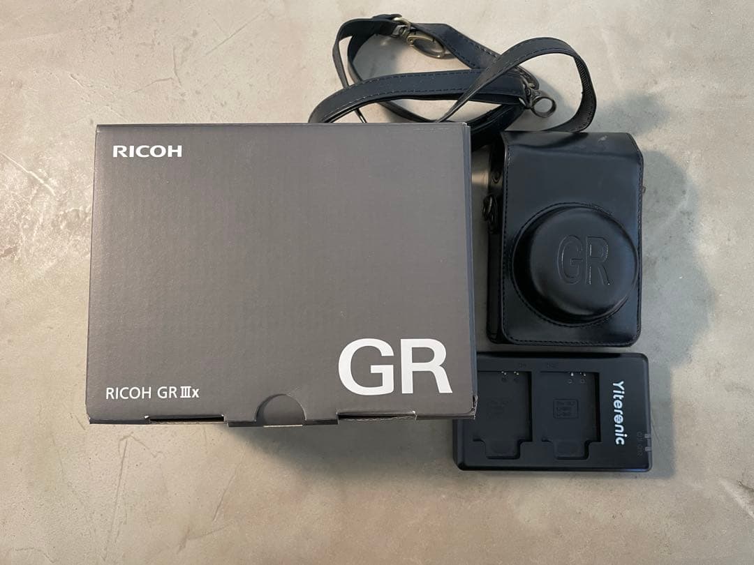 RICOH リコー GR IIIx シャッター9,732回 おまけ・元箱あり