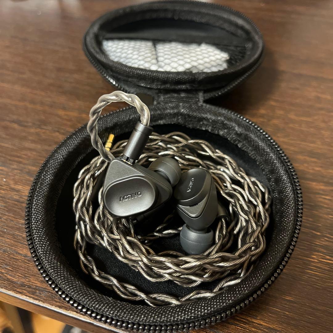 レグ　activo volcano black