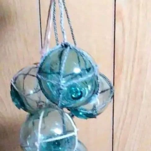 ガラス浮き玉　網付き150個