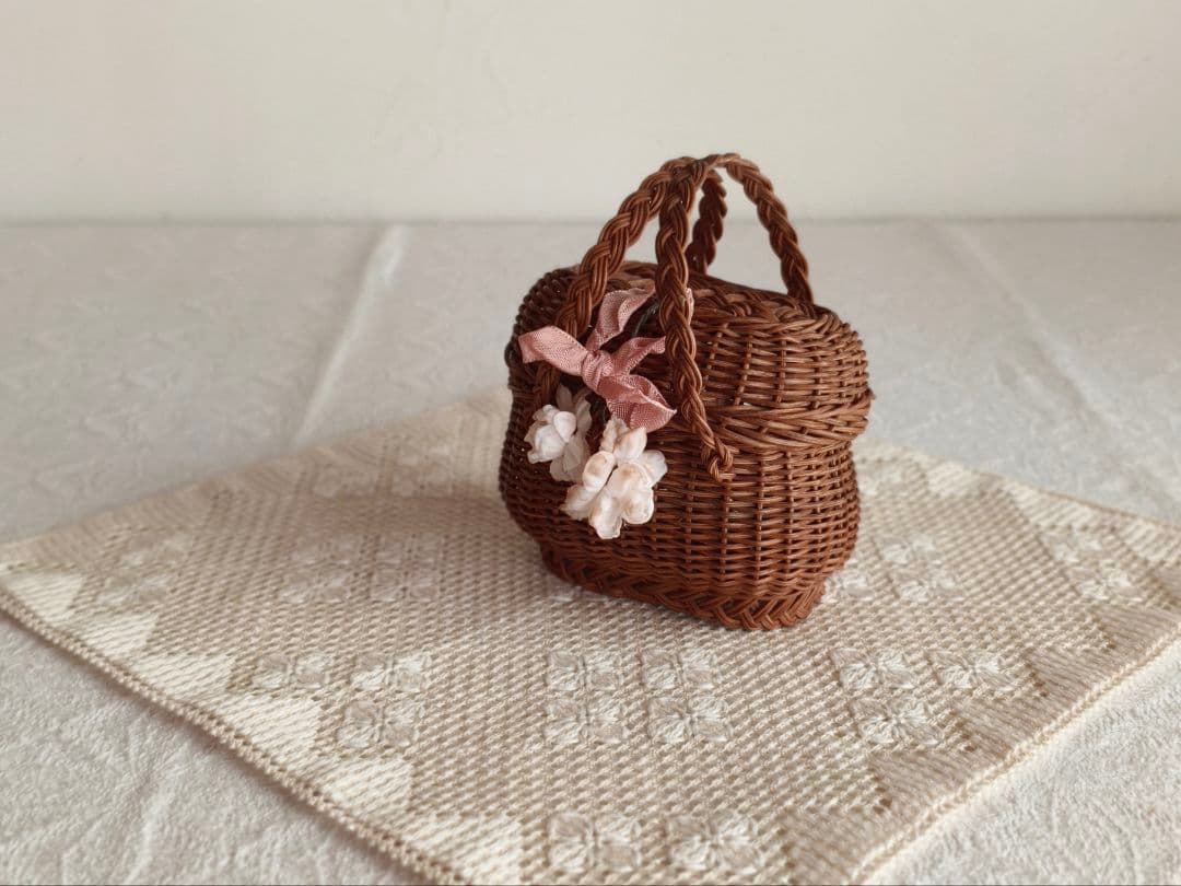 【プップさま】antique doll panier ❀ 小さなバスケット カゴ