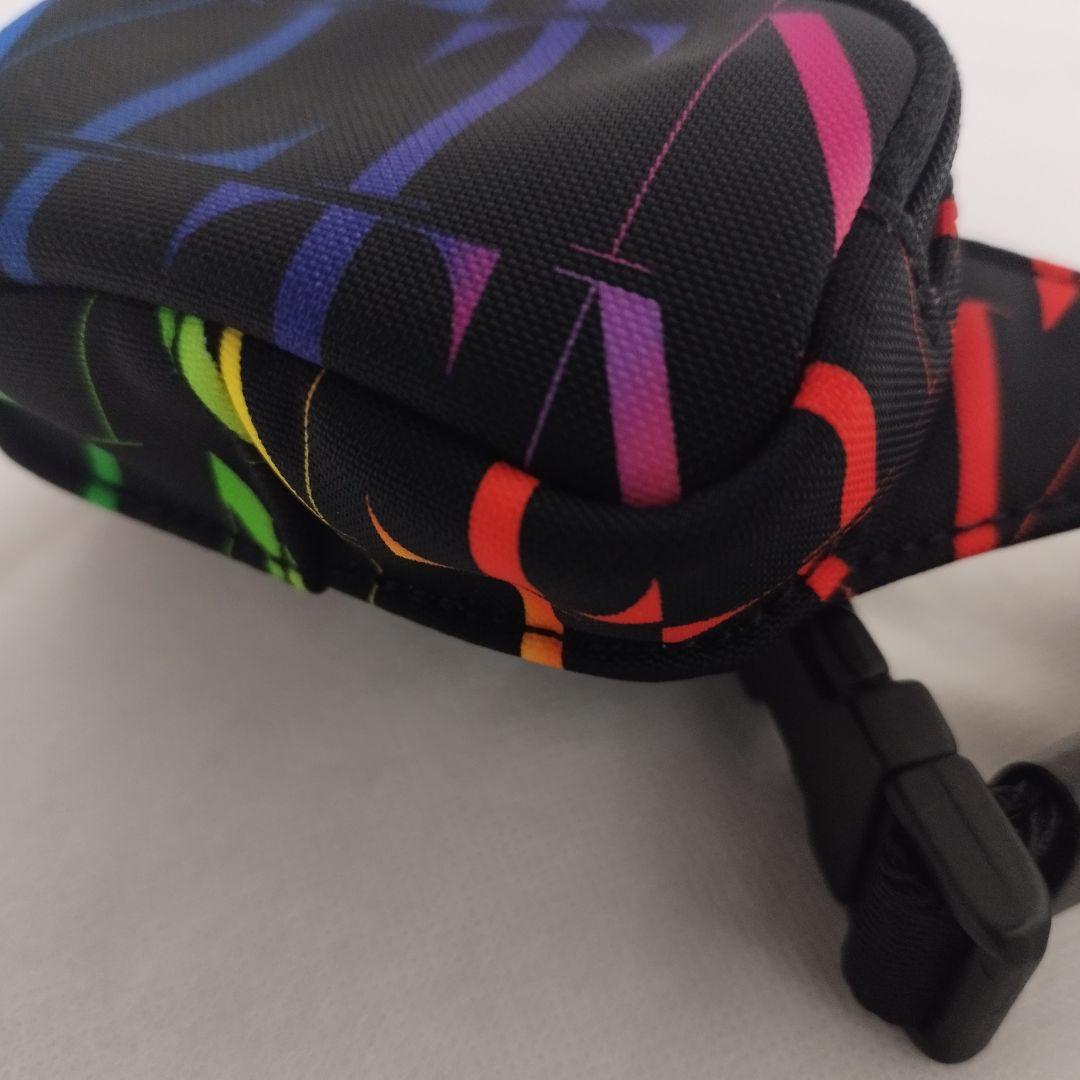 未使用☆　Valentino garavani　現行　ウエストポーチ　プリント