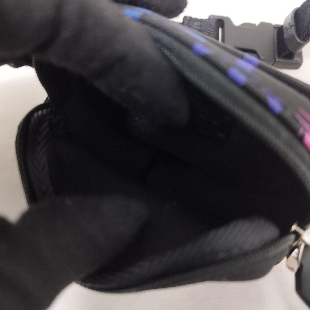 未使用☆　Valentino garavani　現行　ウエストポーチ　プリント