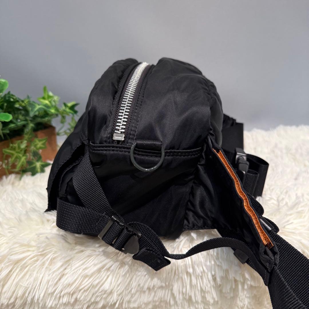 超人気【極美品】ポーター タンカー PORTER ウエストバッグ ブラック