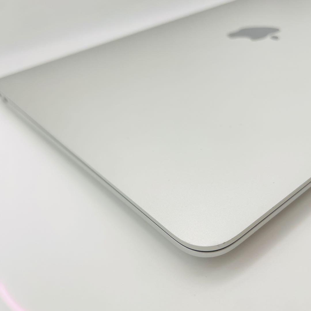 MacBook Air A2179 2020年モデル シルバー 動作OK