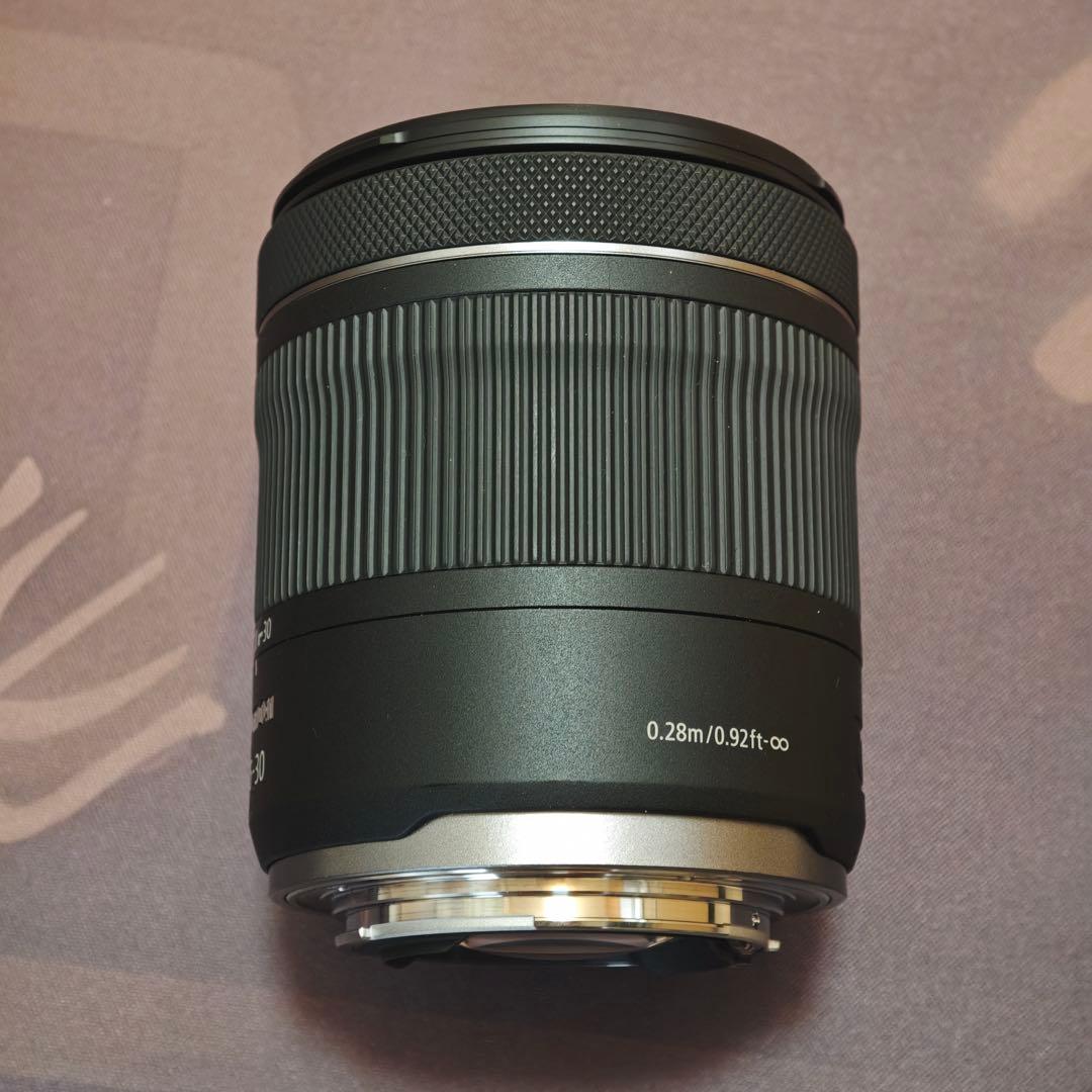 キヤノン CANON RF15-30mm F4.5-6.3 IS STM