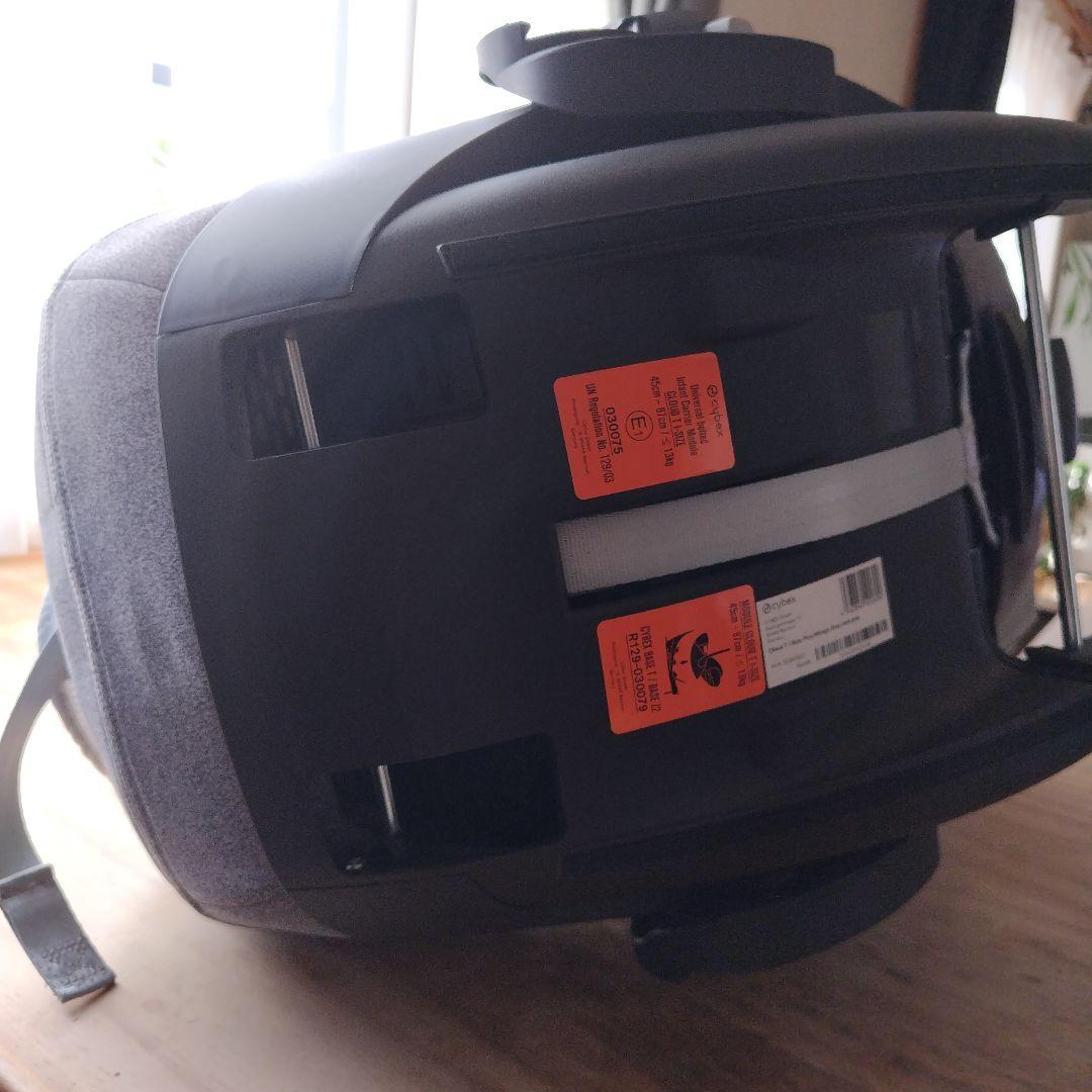 cybex プラチナム グレー チャイルドシート　未使用に近い