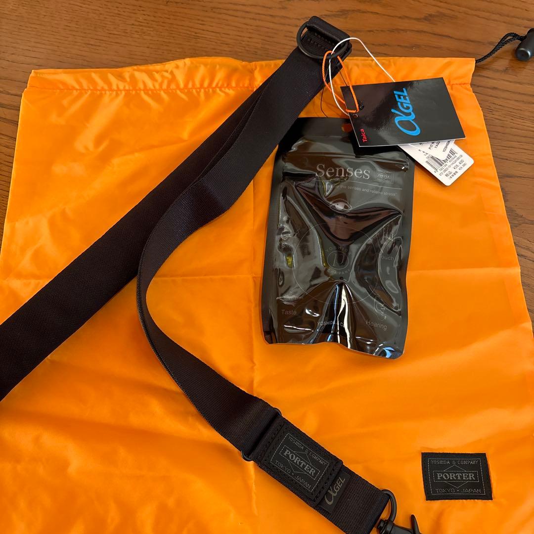 YOSHIDA & CO. ブラックショルダーストラップ