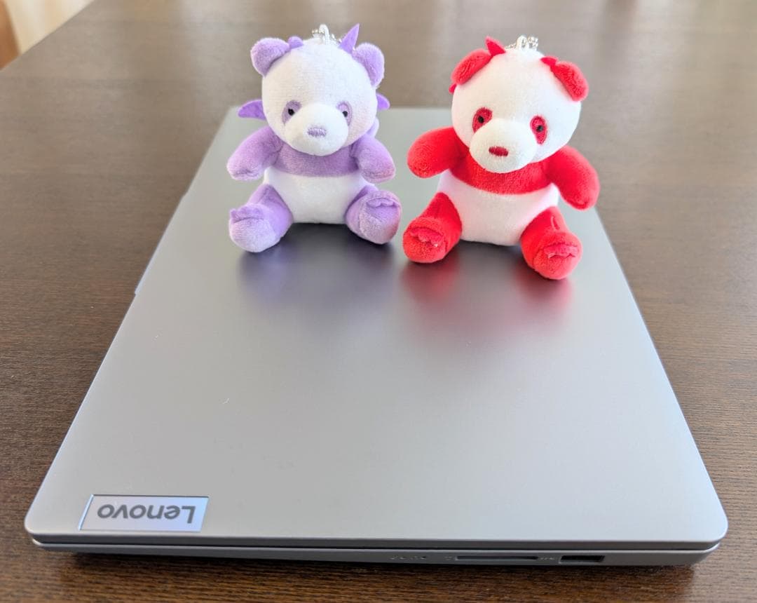 [美品] Lenovo IdeaPad Slim3 Gen8 Ryzen7