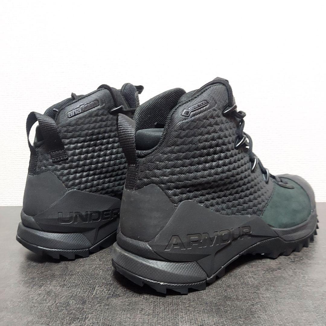 ぽ*ん様 UA アンダーアーマーInfil Hike GTX Boots　未使用