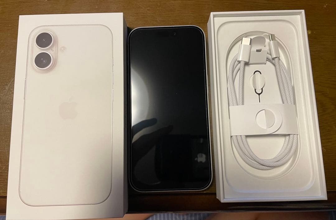 Apple iPhone16 128GB ホワイト 本体