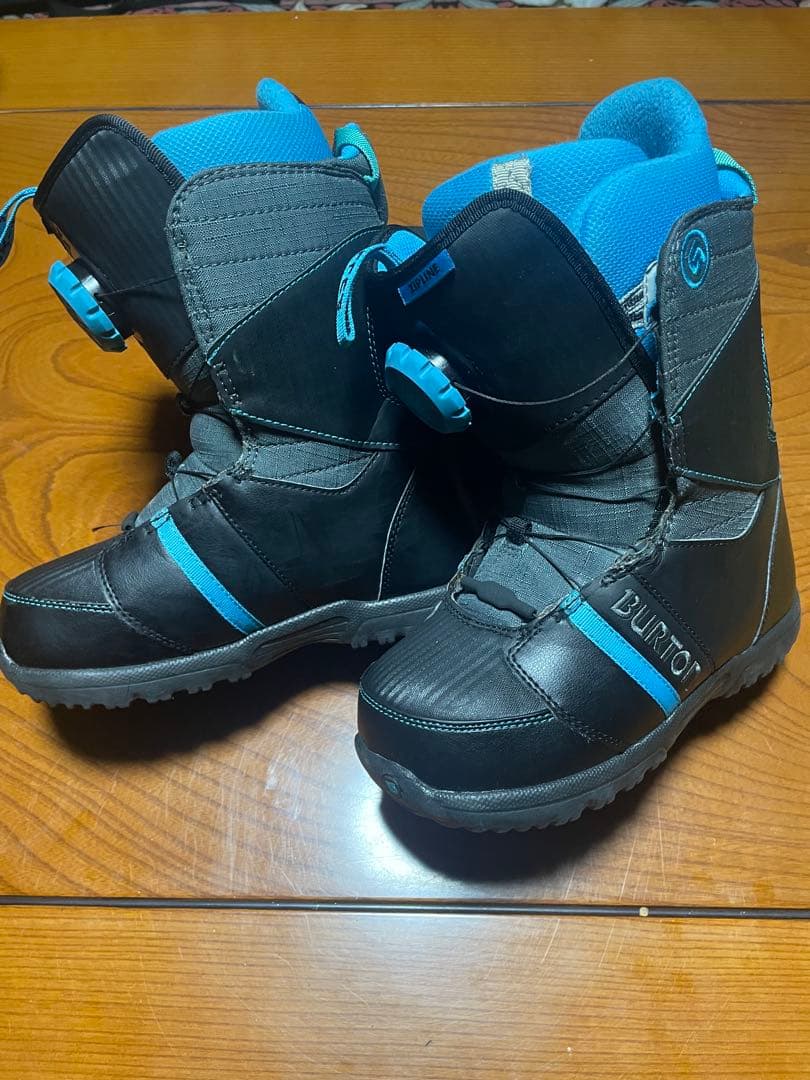 83様用　Burton スノーボードブーツ BOAシステム　22cm
