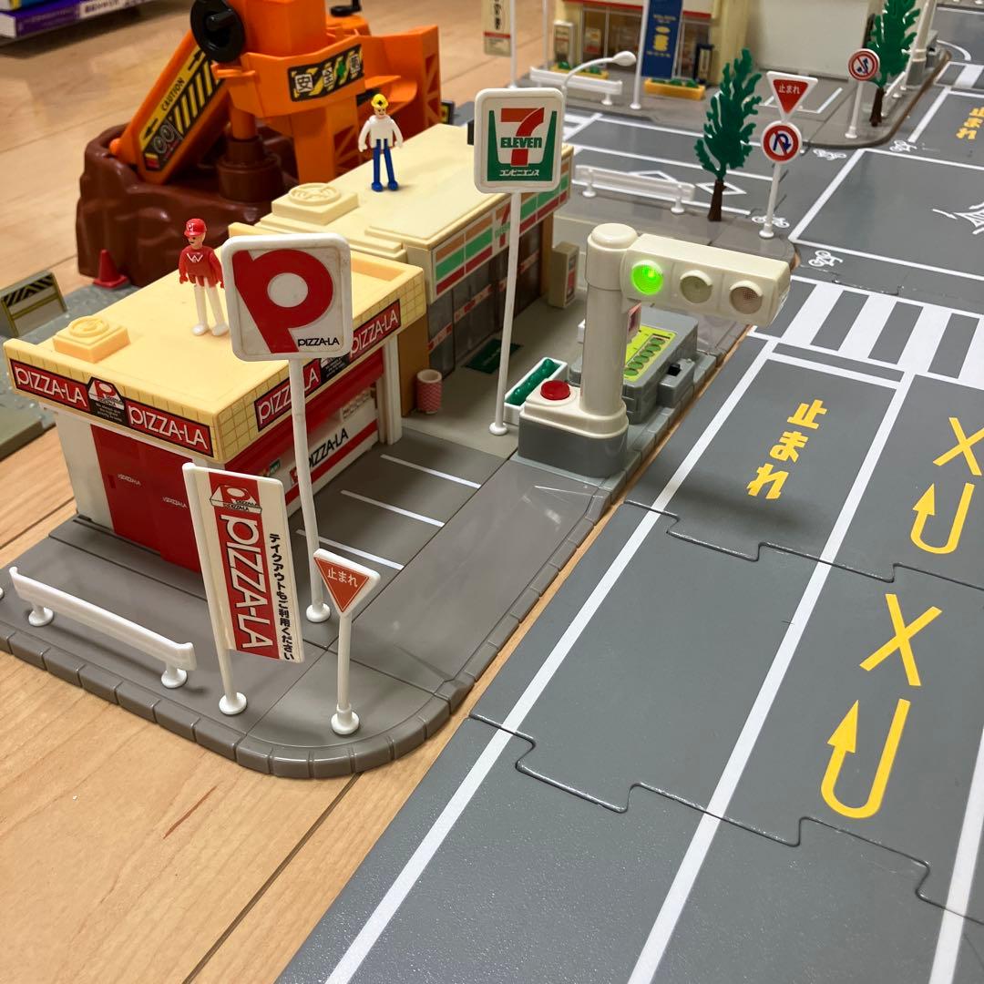 あ*ゆ様 旧トミカタウン つながる道路 まとめ売り トミカタウン トミカ
