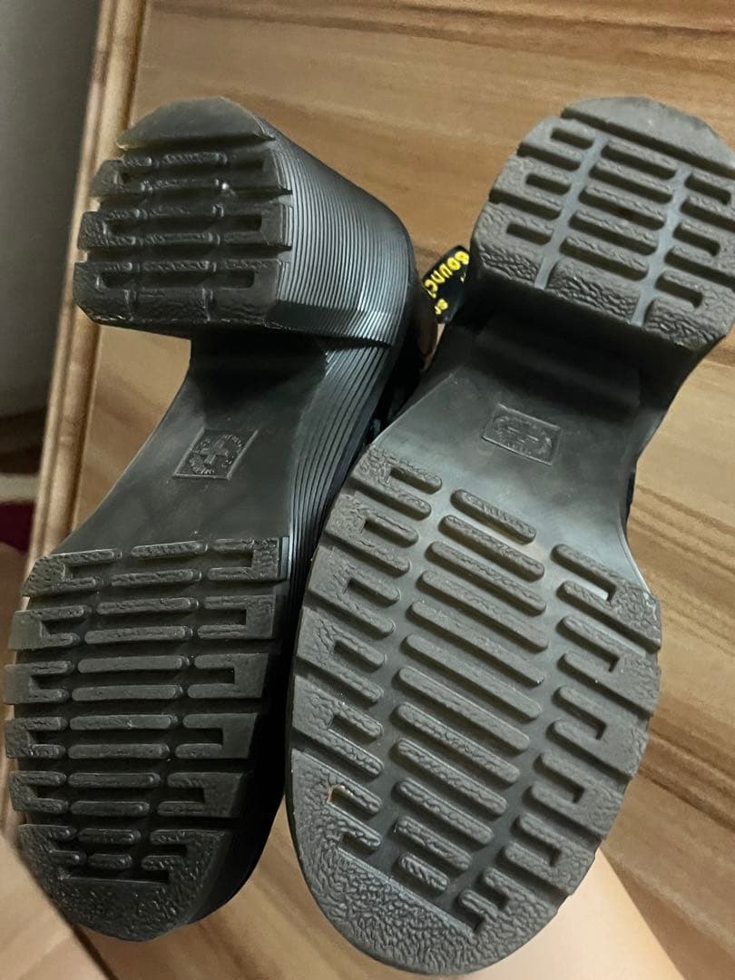 ドクターマーチンEVIEE メリージェーン シューズDr.Martens ヒール