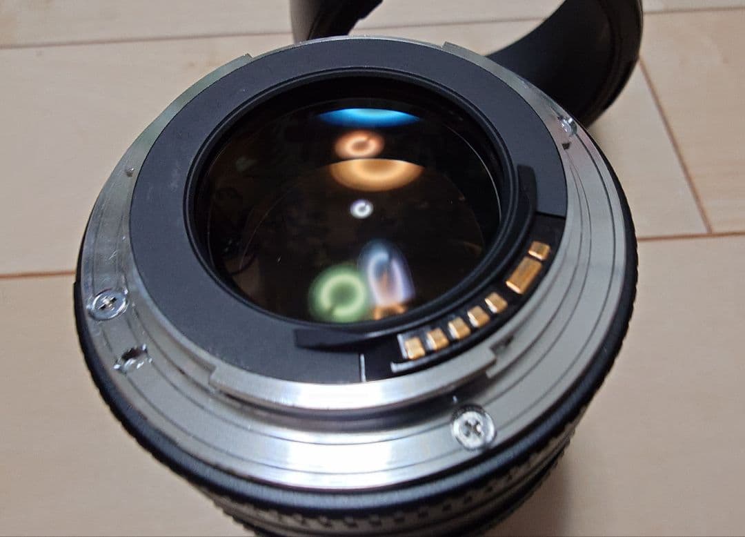 Canon EF 85mm F1.8 USM 単焦点　フード付き