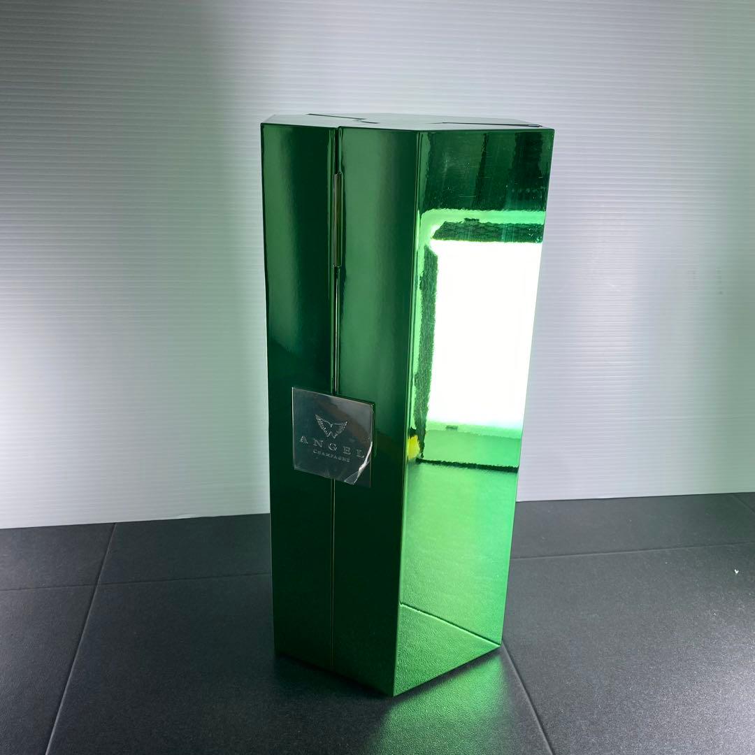 エンジェル　シャンパン　ヴィンテージ グリーン　2005 ケース付き　527