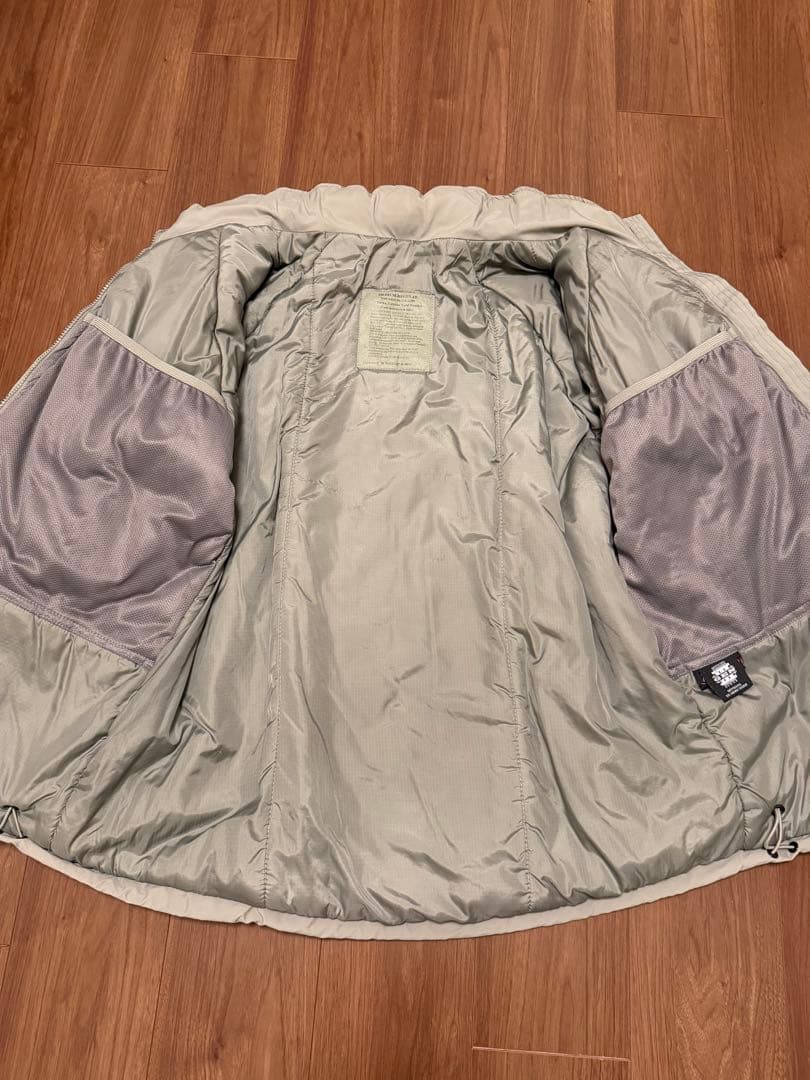 ひ*け様 実物 米軍 ECWCS Gen III Level 7 URBAN G