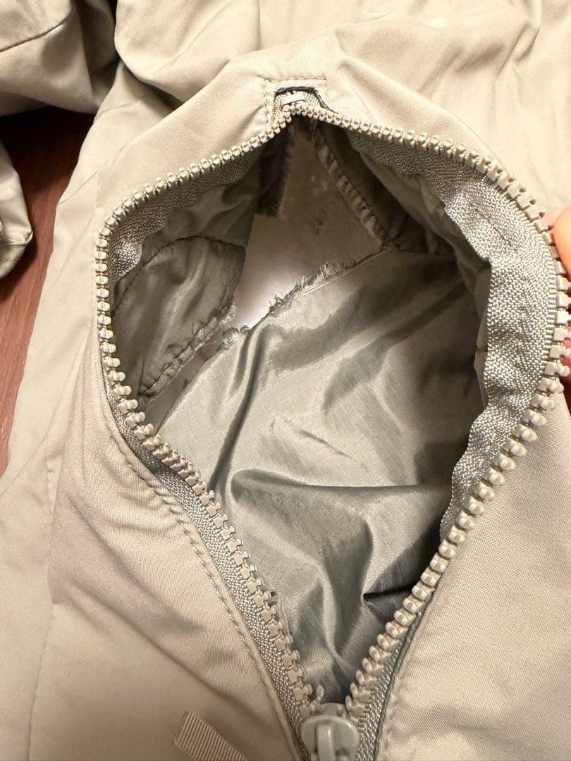 ひ*け様 実物 米軍 ECWCS Gen III Level 7 URBAN G