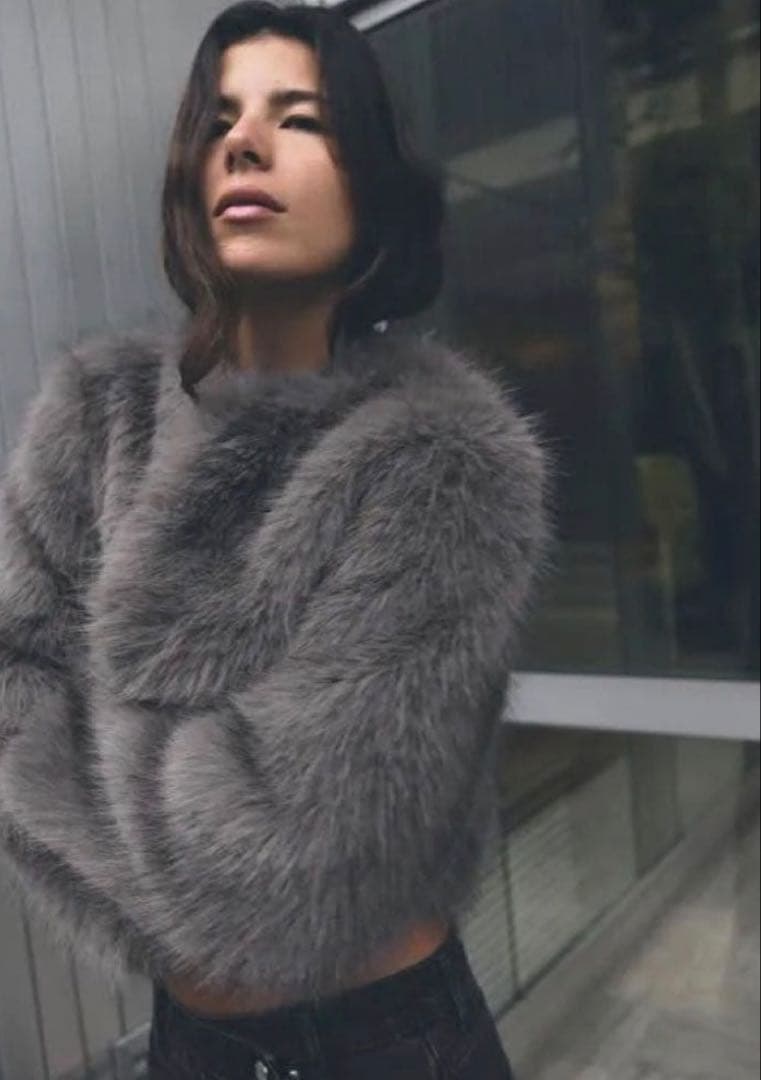 ZARA グレー フェイクファーショートコート