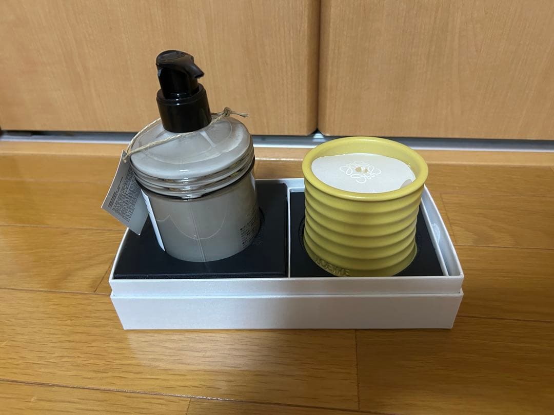 eyeロエベ　ボディローション　キャンドル　セット