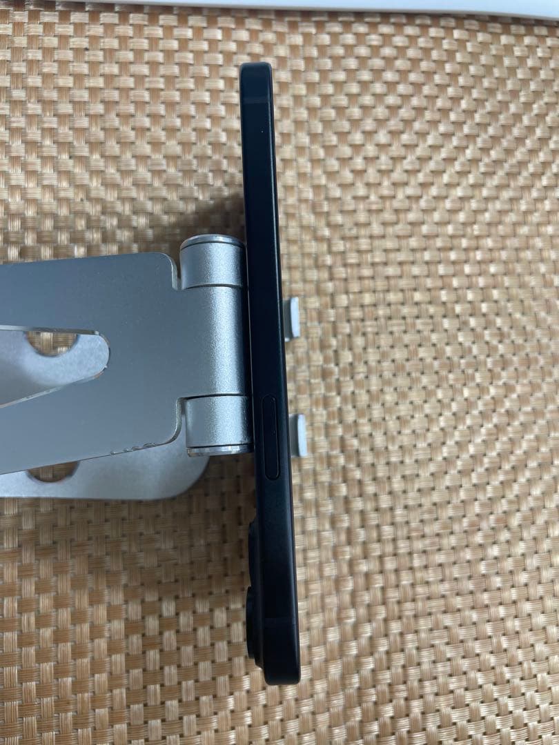 iPhone 15 128 GB ブラックSIMフリー【6028】