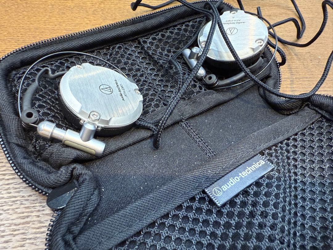 audio-technica ATH-EM7 イヤフォン ケース付き