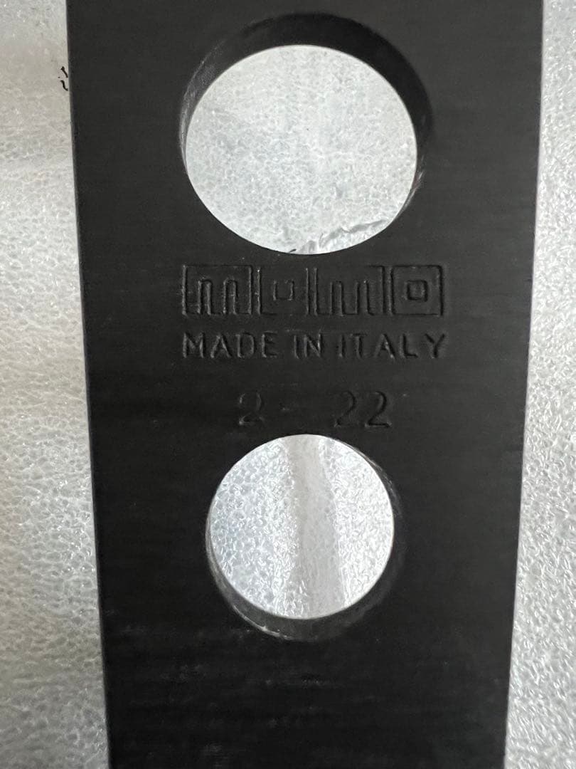 MOMO モモ プロトタイプ ブラックエディション プレミアムレザー 35パイ