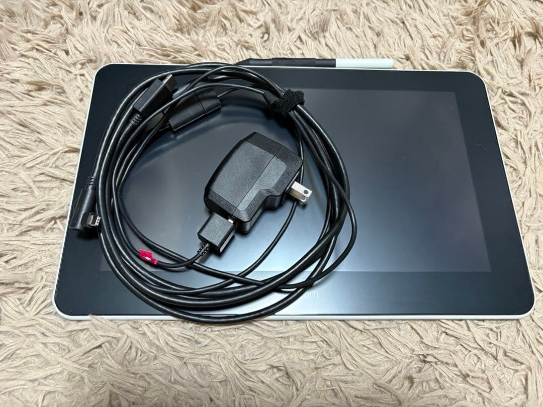 【最終値下げ】WacomOne 13 ワコム 液晶ペンタブレット13.3インチ
