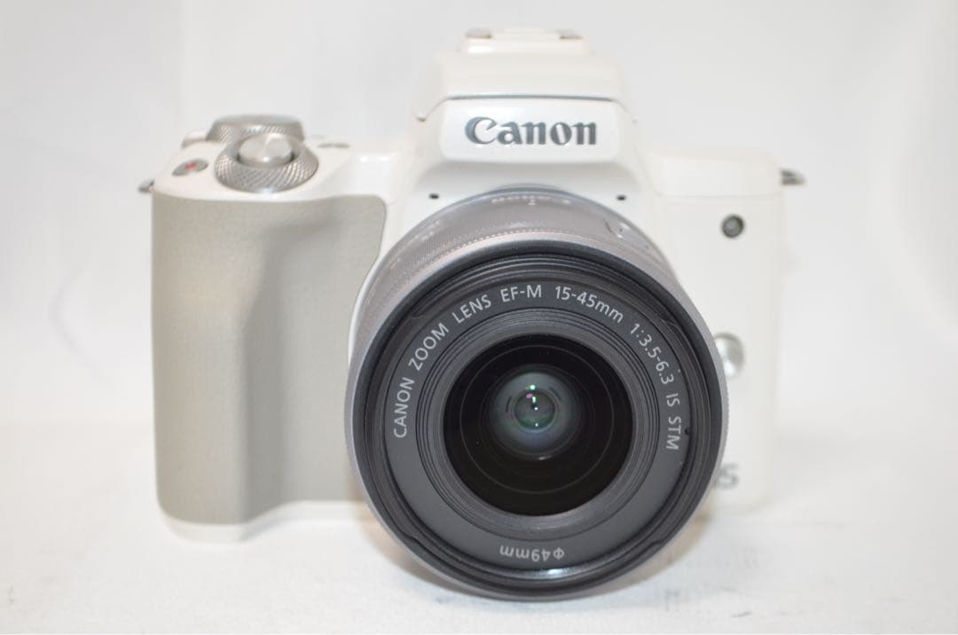 ★お洒落ホワイト♪高性能ミラーレス！スマホ転送OK★キヤノン Kiss M