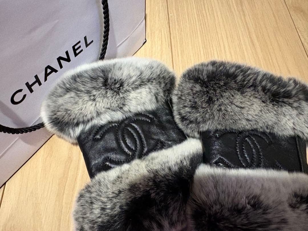 CHANEL ファー レザー 手袋