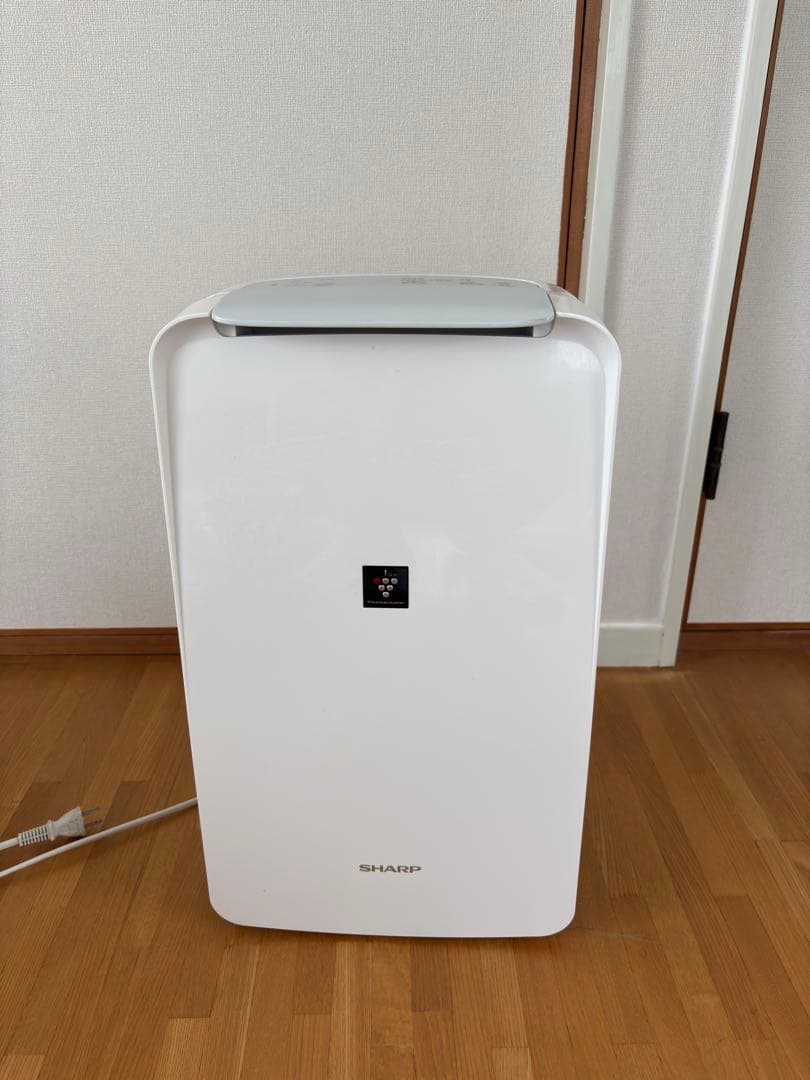 シャープ 除湿機 7L CV-J71W ホワイト