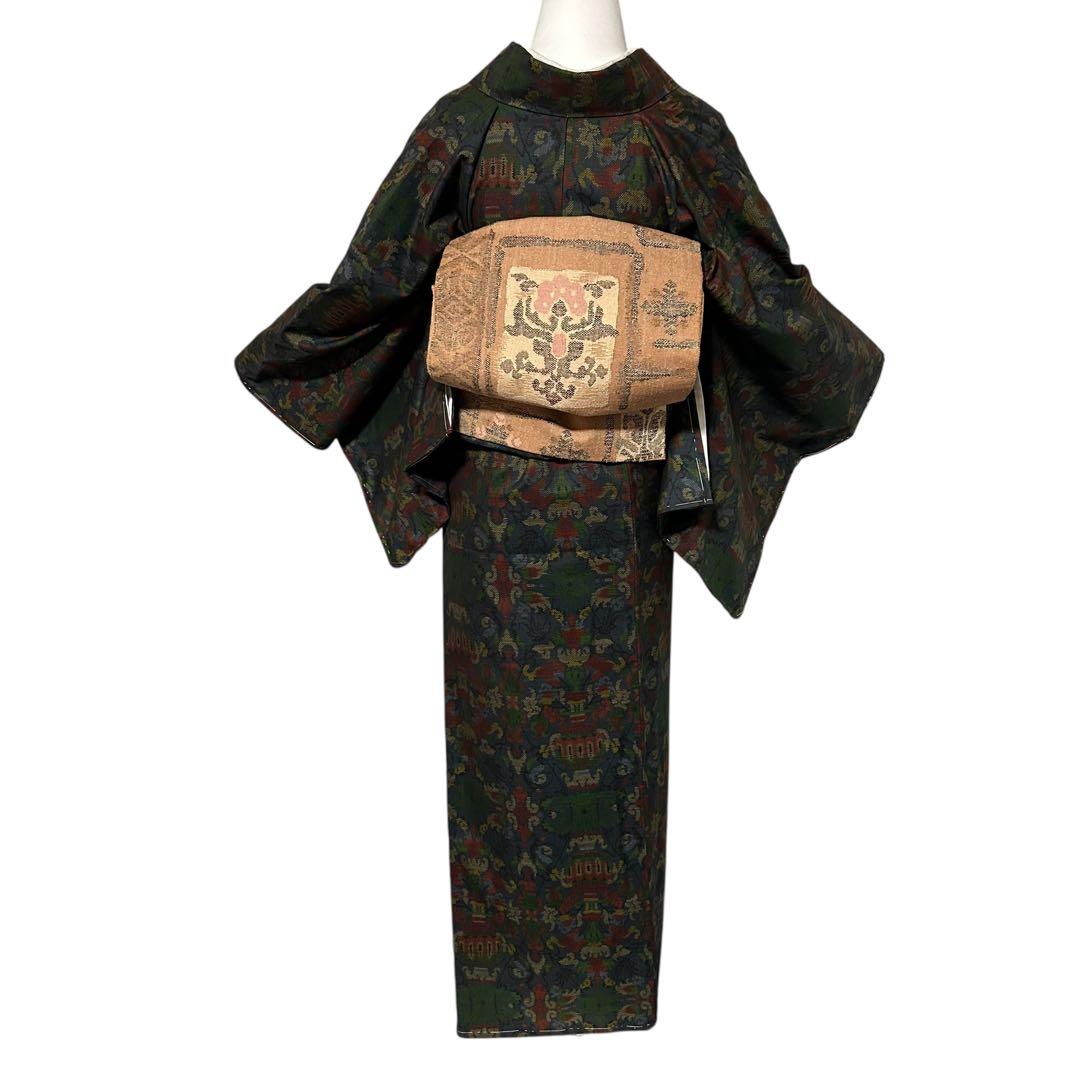 く*ち様 未使用　美品　袷　正絹　証紙付き　純泥染　本場奄美大島紬　フルセット