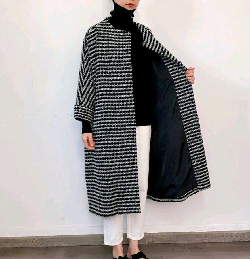 ノーカラーウール混紡ツイードドルマンスリーブコート