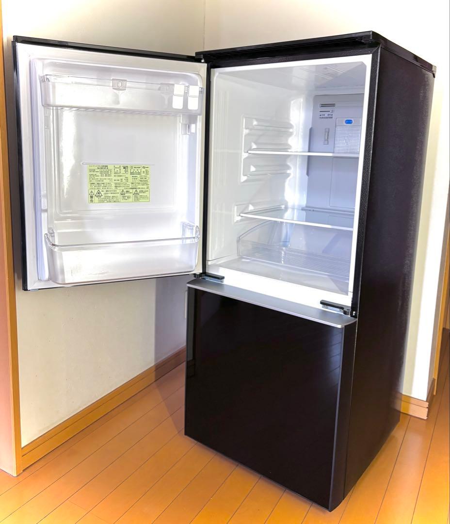 【おおごやすたか出品】 SHARP 冷凍冷蔵庫(SJ-GD14F)
