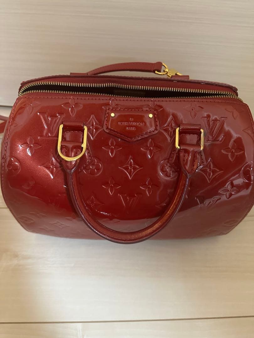 K*D様 ルイ・ヴィトン VUITTON ヴェルニ　赤