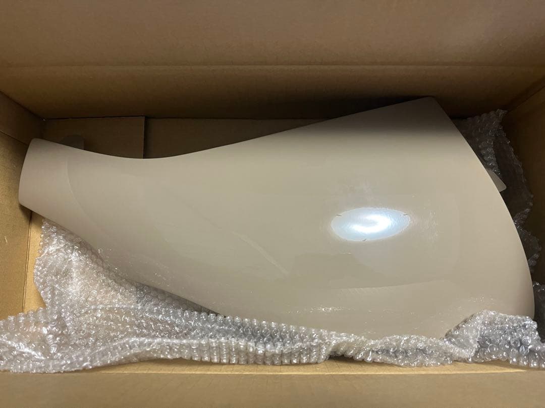 ハイエース　200系8型　コーナーパネル　アースカラーベージュ