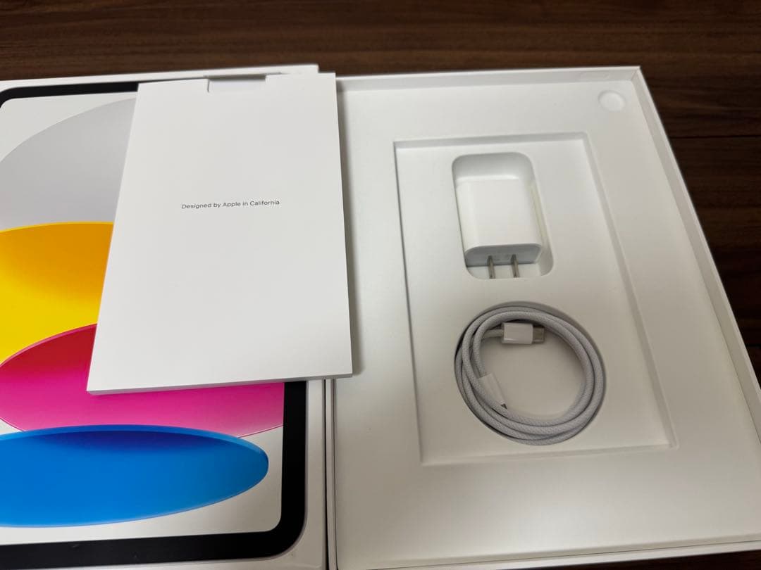 【美品】iPad本体 第10世代 256GB