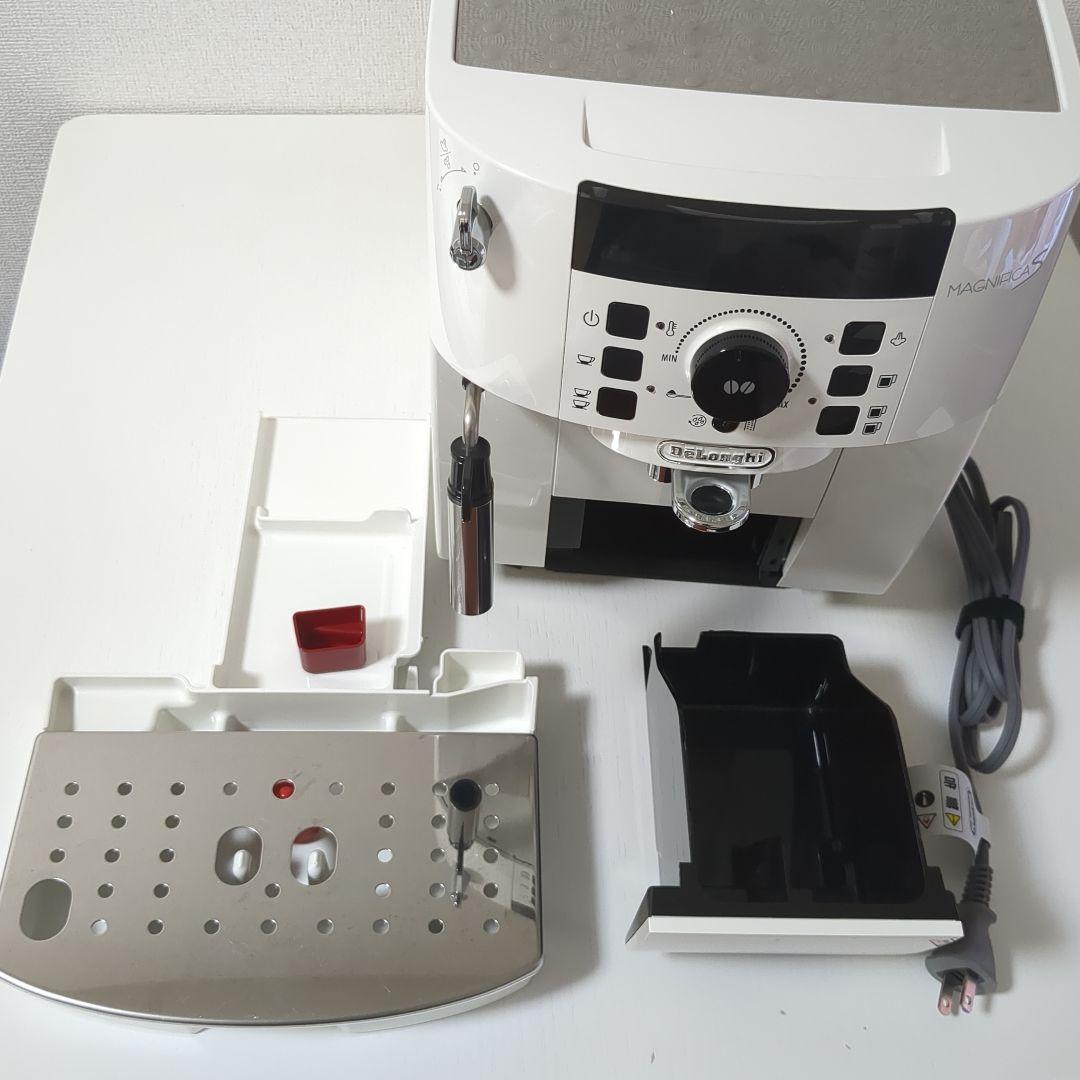 デロンギ　コーヒーマシン マグニフィカS ECAM22112W