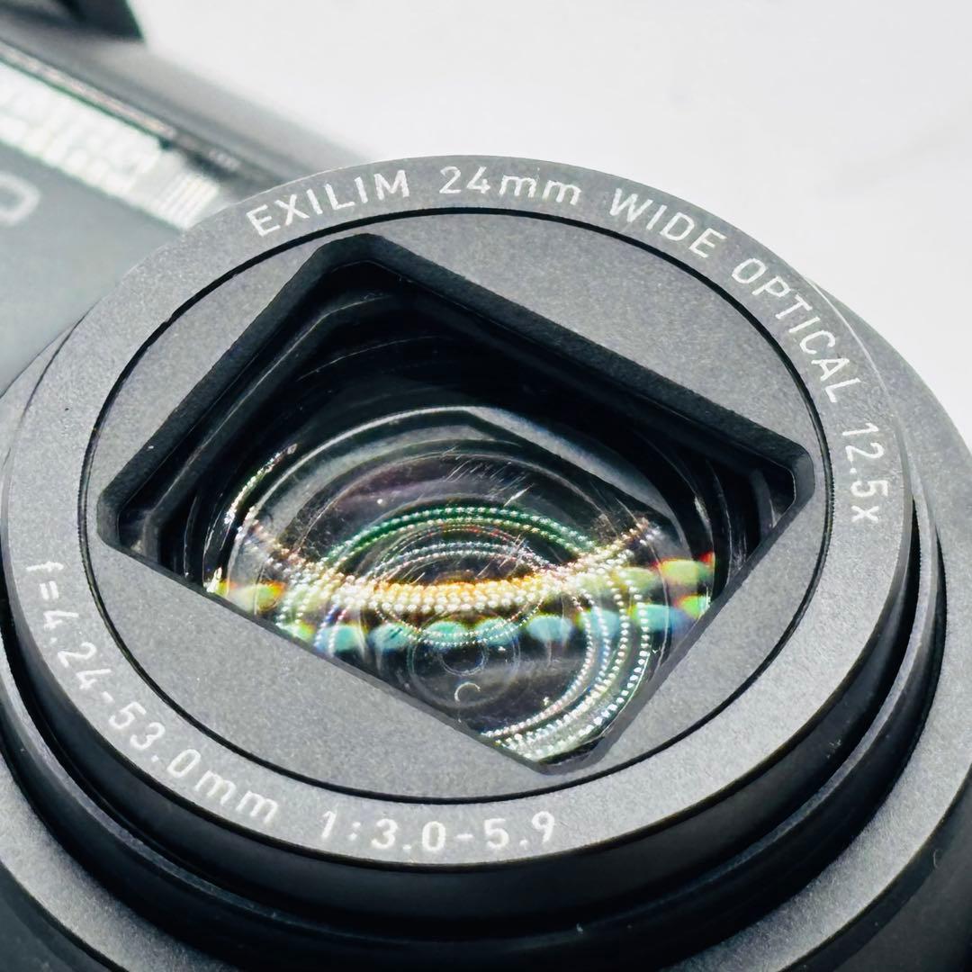 デジタルカメラ CASIO EXILIM EX-ZR100