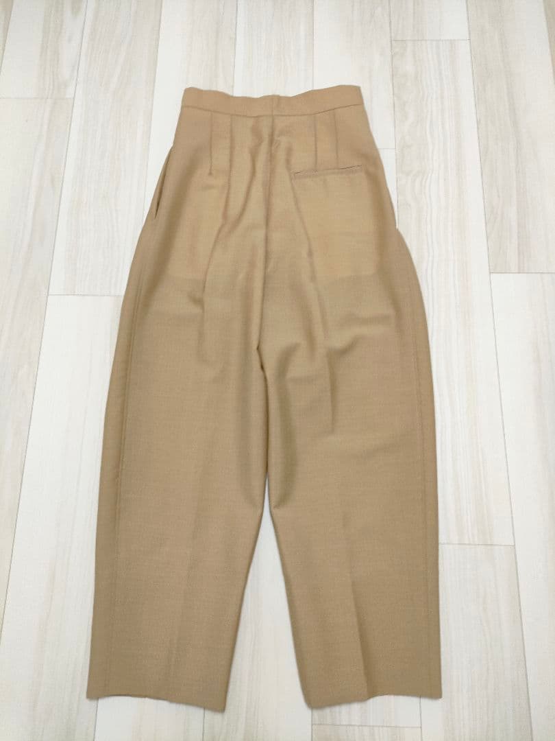 美品☆　セリーヌ　CELINE ハイウエストパンツ　ベージュ