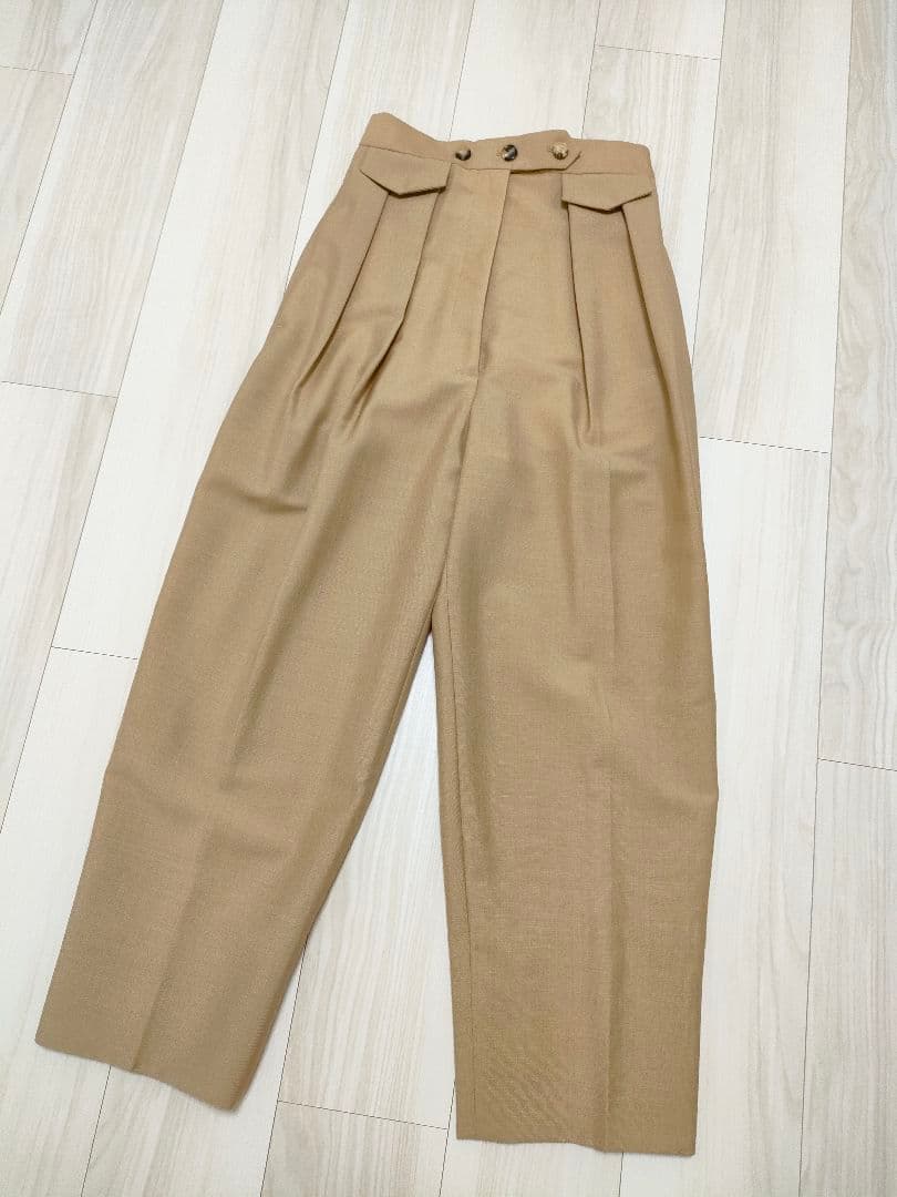 美品☆　セリーヌ　CELINE ハイウエストパンツ　ベージュ