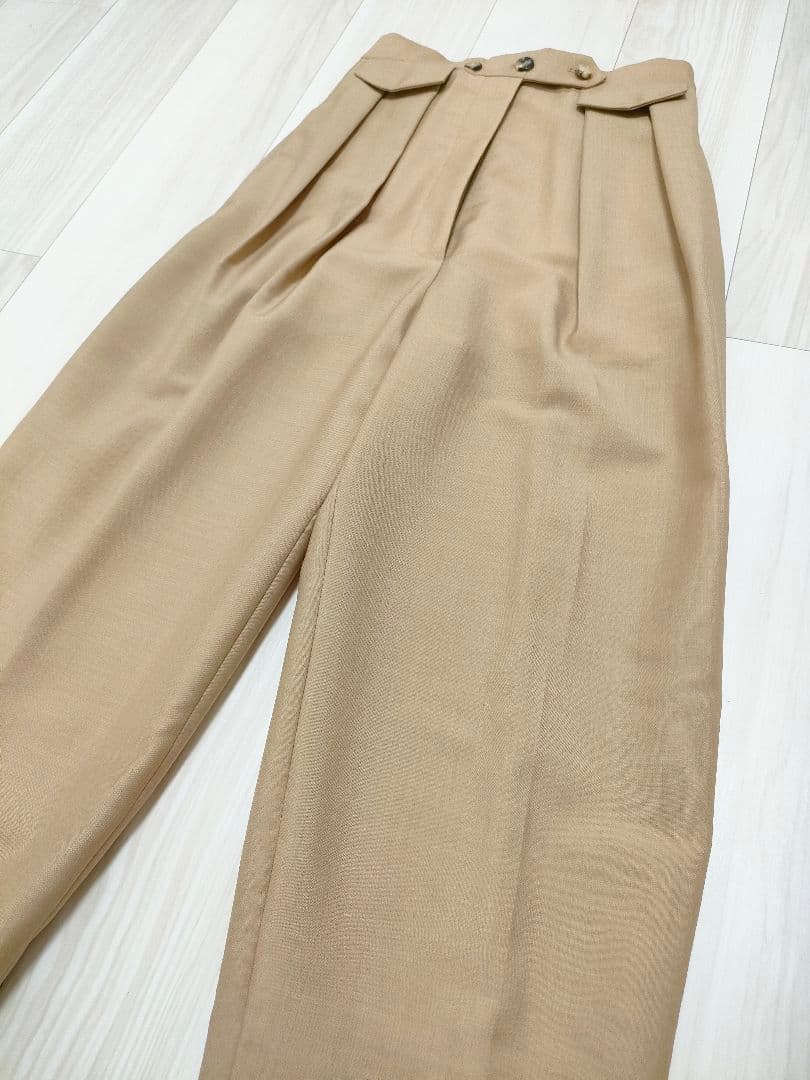 美品☆　セリーヌ　CELINE ハイウエストパンツ　ベージュ