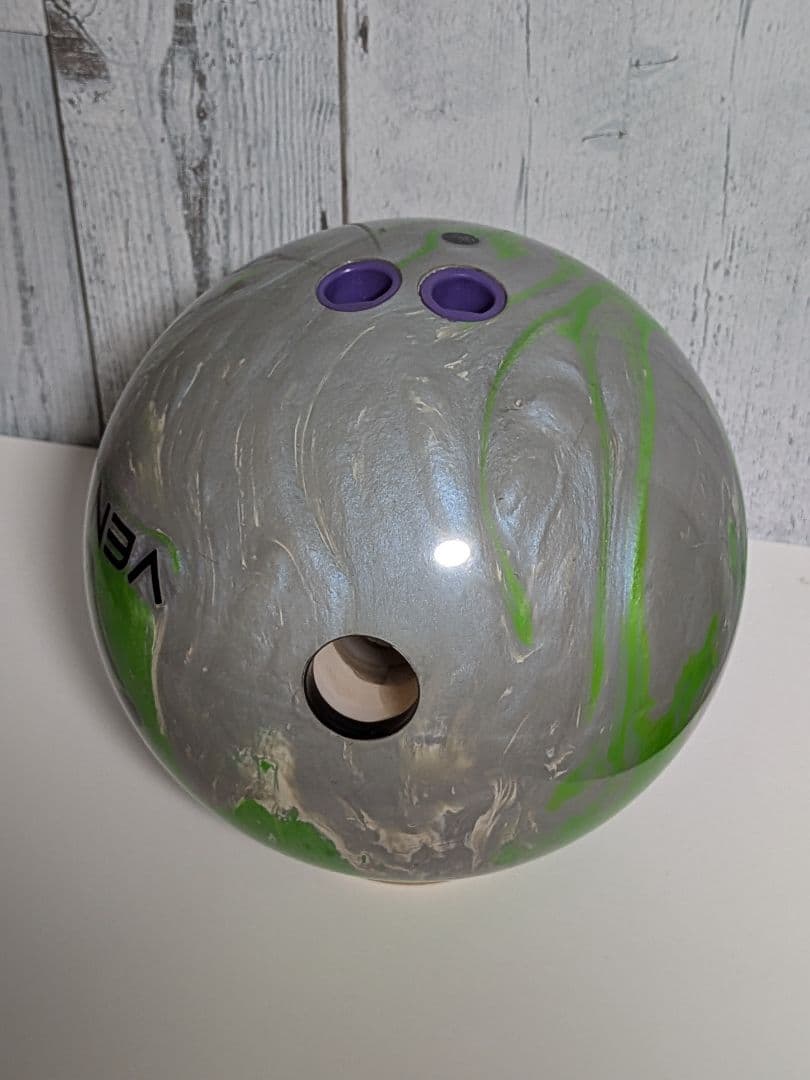 15P MOTIV フェイタルベノム ボウリング ボール